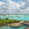Tour a Bacalar Plus: Cenote Azul + Paseo en Ponton + Canal de los Piratas + Comida