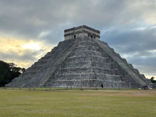 Tour a Chichen Itza y Dos Cenotes VIP