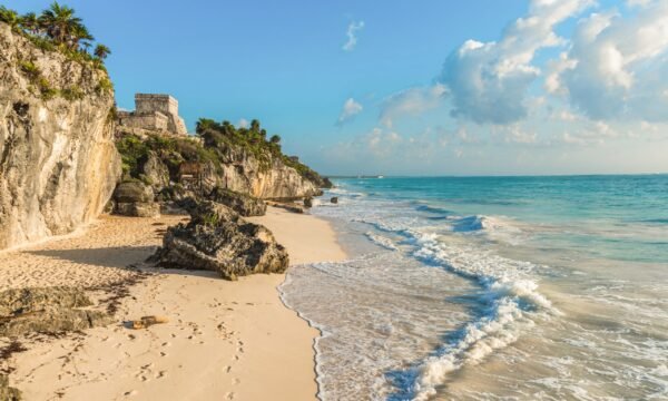 Tour a Tulum 4x1 Zona Arqueológica + Cobá + Cenote Cho-Ha + 5a Avenida