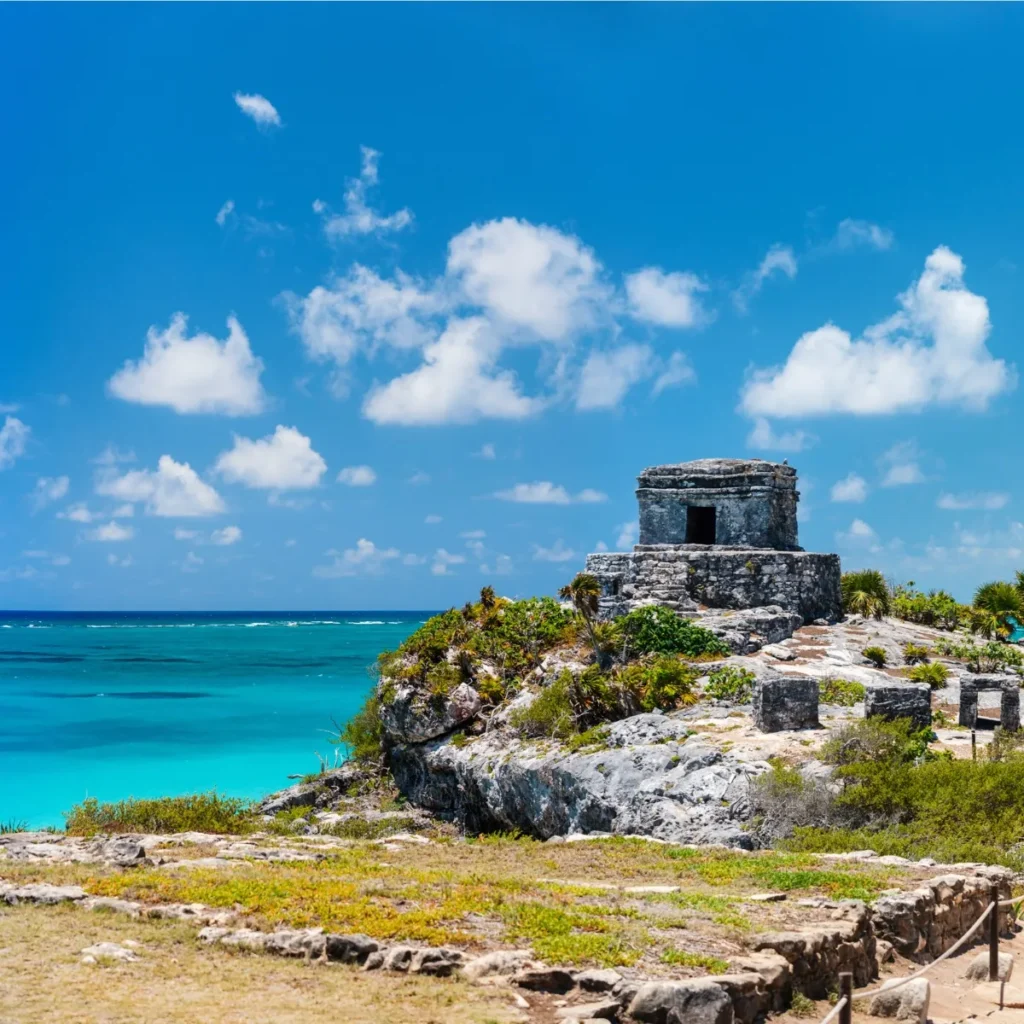 Tour a Tulum 4x1 Zona Arqueológica + Cobá + Cenote Cho-Ha + 5a Avenida