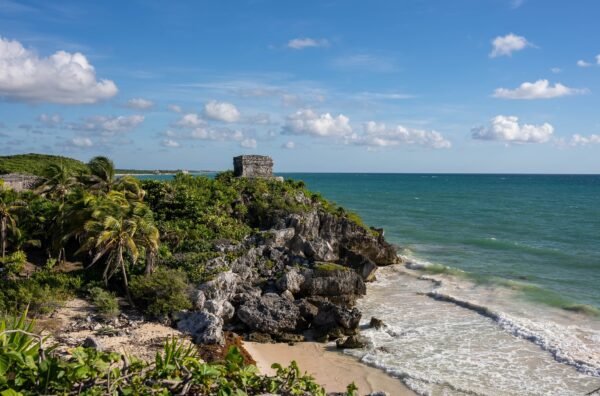 Tour a Coba y Tulum por Xcaret México desde Cancún y Playa del Carmen