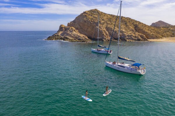 Velero de Lujo al Arco de Los Cabos y Snorkel